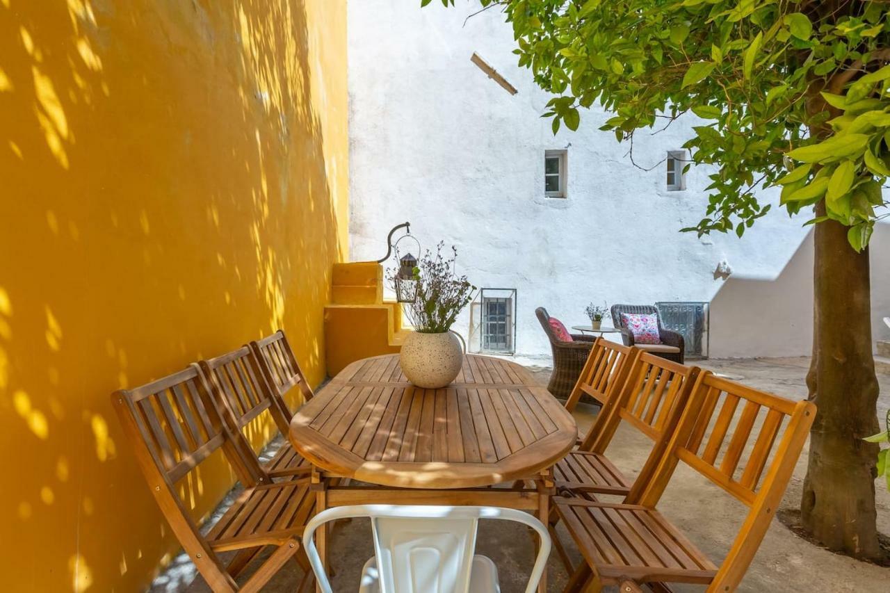 Bright & Spacious With Orange Tree Patio, By Timecooler Лиссабон Экстерьер фото